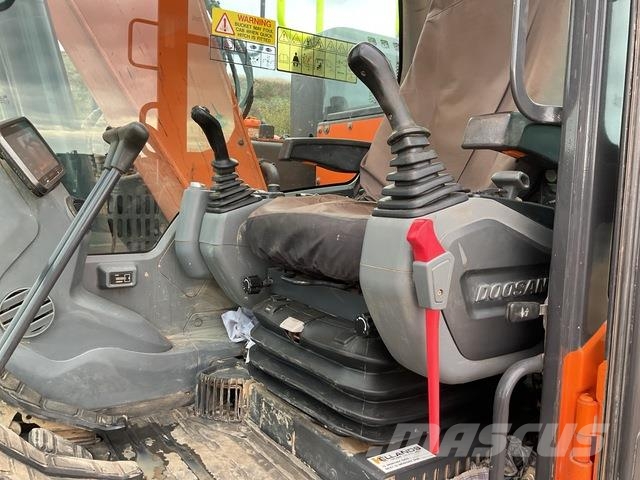 Doosan DX140LCR-7 Excavadoras de cadenas
