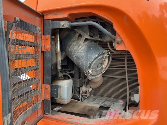 Doosan DX140LCR-7 Excavadoras de cadenas