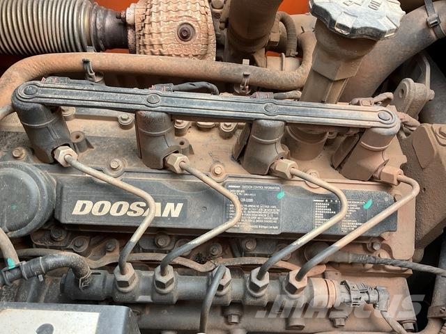 Doosan DX140LCR-7 Excavadoras de cadenas