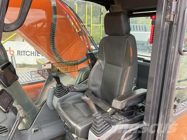 Doosan DX300LC-7 Crawler excavators