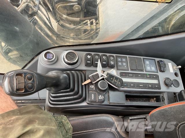 Doosan DX300LC-7 Crawler excavators