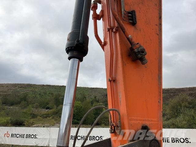 Doosan DX300LC-7 Crawler excavators