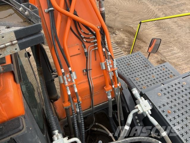 Doosan DX300LC-7 Crawler excavators