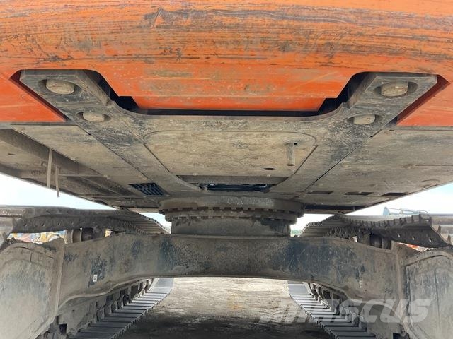 Doosan DX300LC-7 Crawler excavators