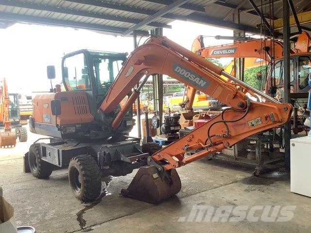 Doosan DX55W Gravemaskiner på hjul