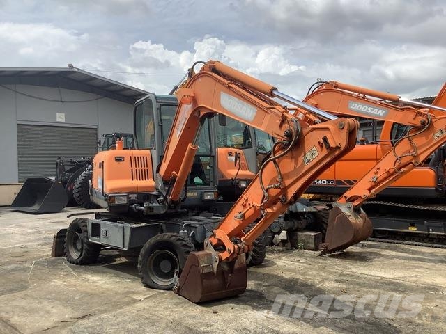 Doosan DX55W Bagri na kolesih