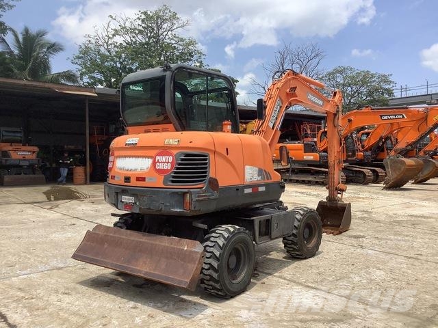 Doosan DX55W Gravemaskiner på hjul