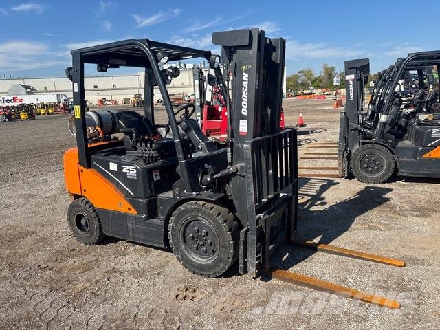 Doosan G25E-7LP 그 외 지게차