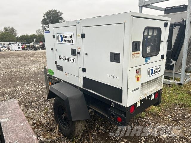 Doosan G25WDO-T4F Naftové generátory