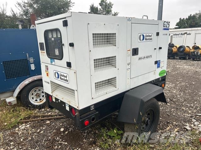 Doosan G25WDO-T4F Naftové generátory