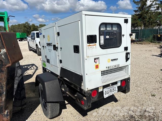 Doosan G25WDO-T4F Diiselgeneraatorid