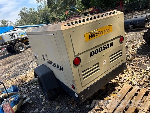 Doosan Infracore P425/HP375WCU-T4F 콤푸레샤