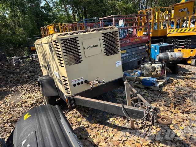 Doosan Infracore P425/HP375WCU-T4F 콤푸레샤