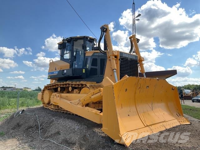 Dressta TD25M Buldozer sobre oruga