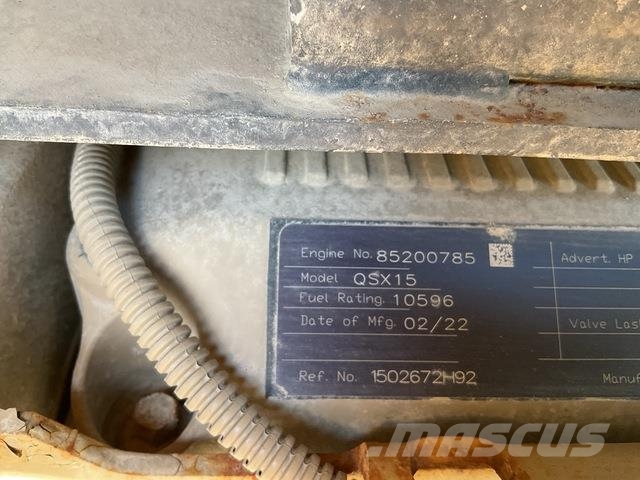 Dressta TD25M Buldozer sobre oruga