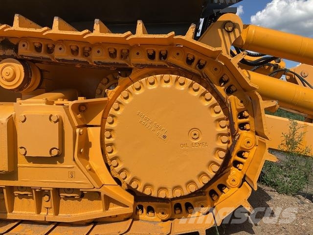 Dressta TD25M Buldozer sobre oruga