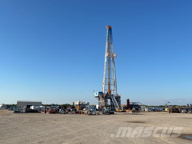Drilling Rig - IDS 154 3 000 HP Complete w/Backyar Perforadoras de superficie