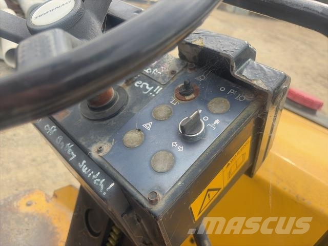 Dynapac CC142 Rouleaux monocylindre