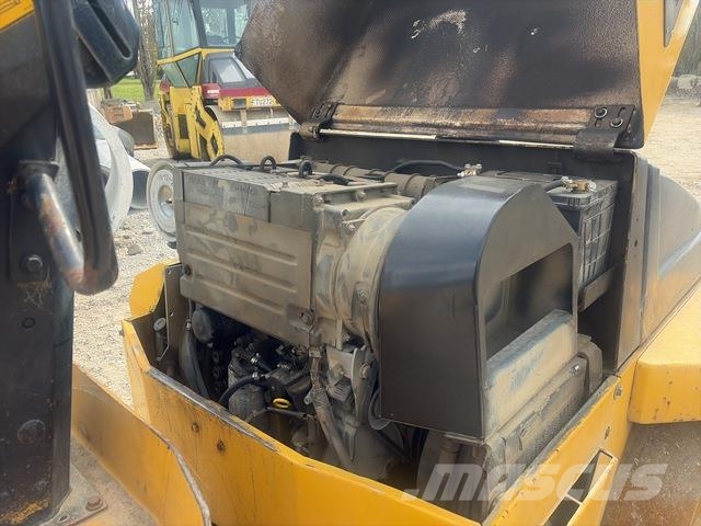 Dynapac CC142 Rouleaux monocylindre