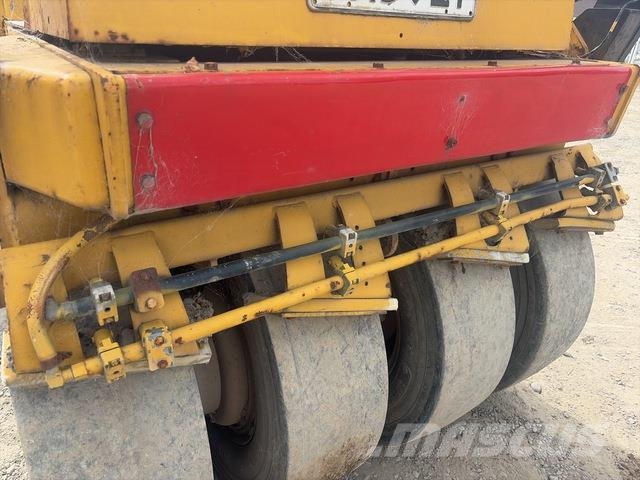 Dynapac CC142 Rouleaux monocylindre