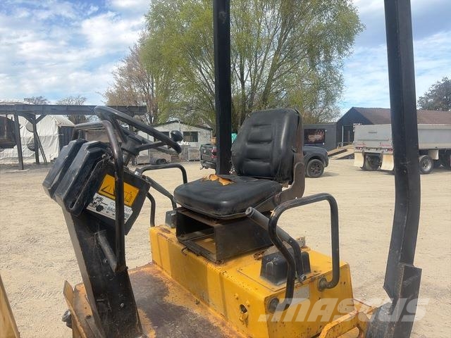 Dynapac CC142 Rouleaux monocylindre