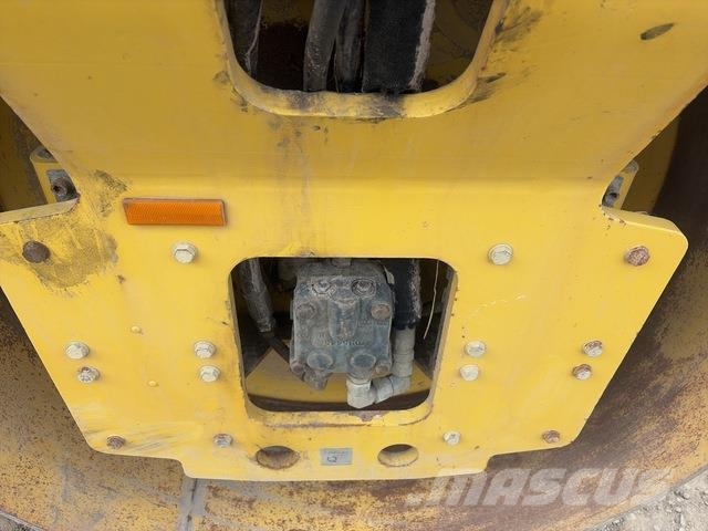 Dynapac CC222 Rulli a doppio tamburo