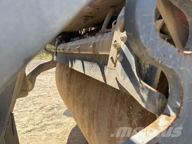 Dynapac CC2300 Rodillos de doble tambor