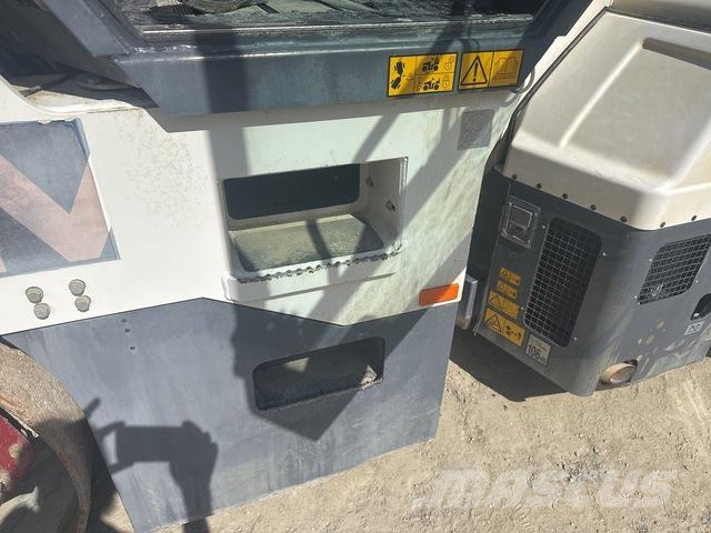 Dynapac CC2300 Rodillos de doble tambor