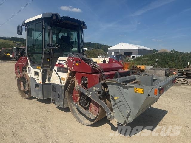 Dynapac CC2300 Rodillos de doble tambor
