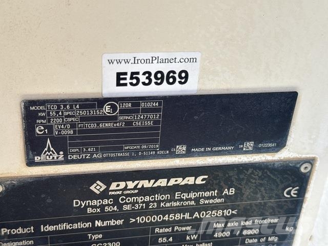 Dynapac CC2300 Rodillos de doble tambor