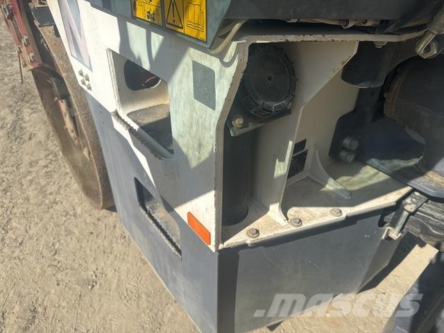 Dynapac CC2300 Rodillos de doble tambor