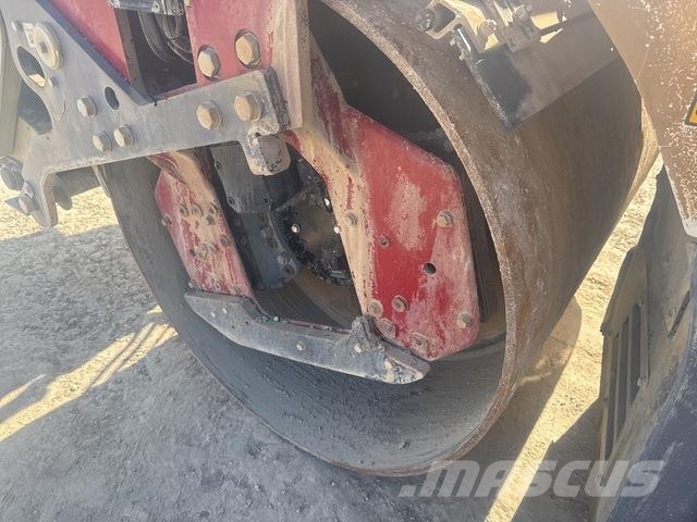 Dynapac CC2300 Rodillos de doble tambor