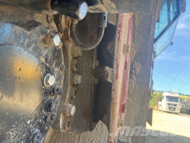 Dynapac CC2300 Rodillos de doble tambor