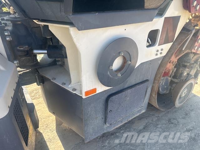 Dynapac CC2300 Rodillos de doble tambor
