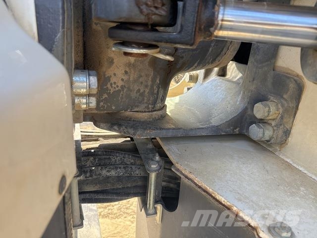 Dynapac CC2300 Rodillos de doble tambor