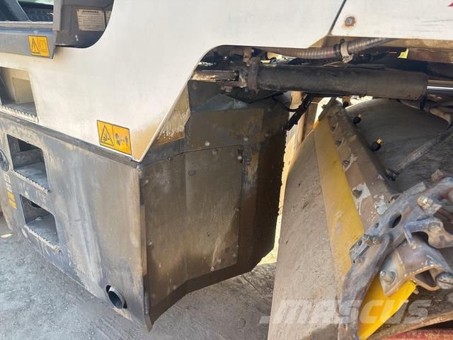 Dynapac CG2300 Rodillos de doble tambor