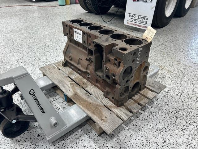  Engine Block Építőipar - Egyebek
