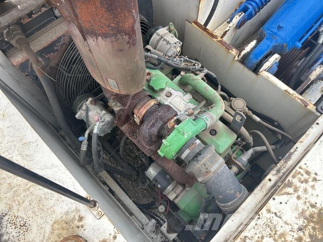 Enteco 8018 رافعات مجنزرة