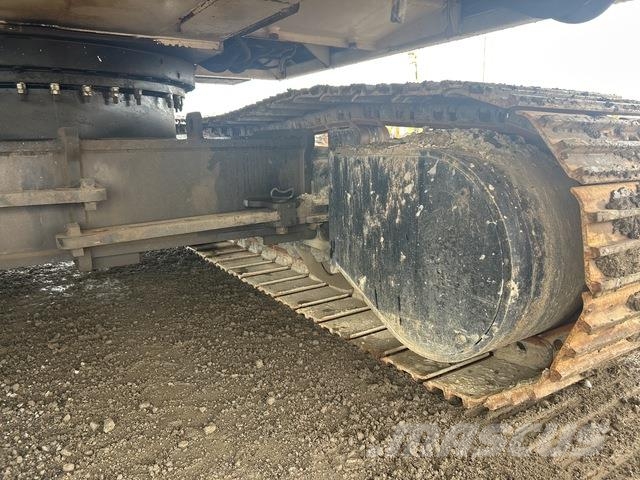 Enteco 8018 رافعات مجنزرة