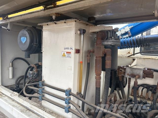 Enteco 8018 رافعات مجنزرة