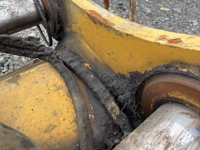 Excavator Coupler - Fits Cat 330 Muu