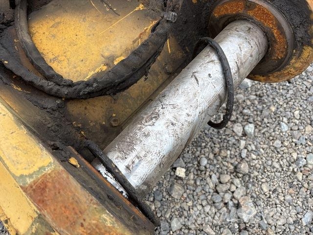 Excavator Coupler - Fits Cat 330 Muu