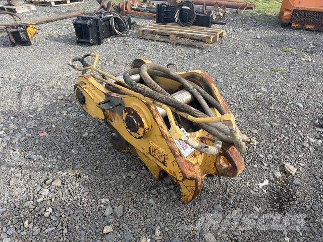 Excavator Coupler - Fits Cat 330 Muu