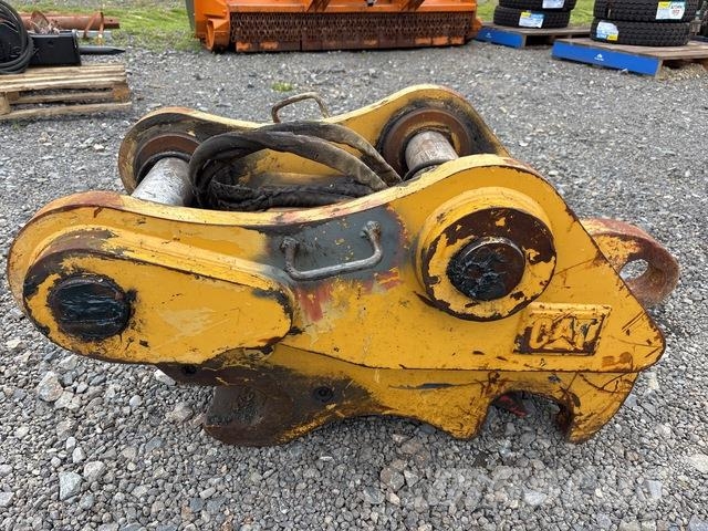 Excavator Coupler - Fits Cat 330 Muu