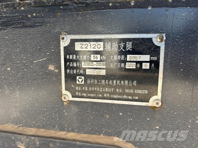 FAW J6L-180 Kamioni sa kranom