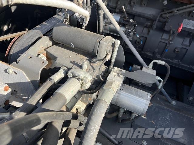 Fendt 5275CPL Зернозбиральні комбайни