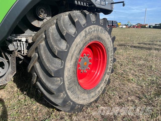 Fendt 5275CPL Зернозбиральні комбайни