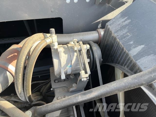 Fendt 5275CPL Зернозбиральні комбайни