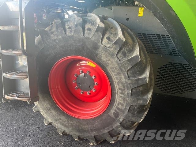 Fendt 6335CPL Зернозбиральні комбайни