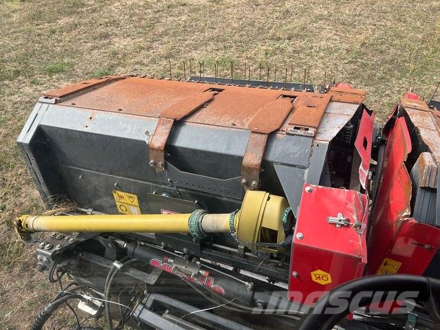Fendt 6335CPL Зернозбиральні комбайни
